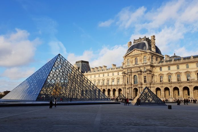 (10 best places to visit in France)